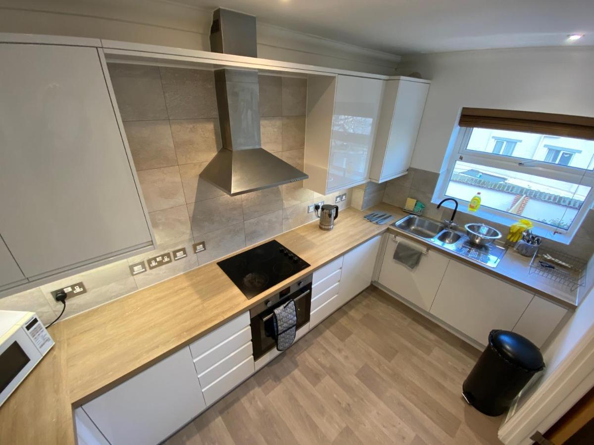 Bournemouth Beachfront Retreat 3 Bedroom 3 Bathroom Seaside B&B With Free Parking Εξωτερικό φωτογραφία