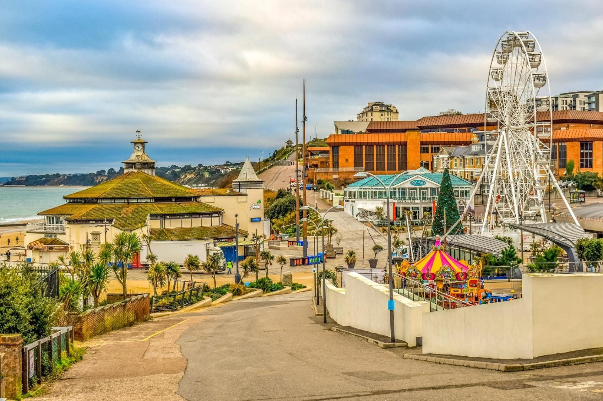 Bournemouth Beachfront Retreat 3 Bedroom 3 Bathroom Seaside B&B With Free Parking Εξωτερικό φωτογραφία