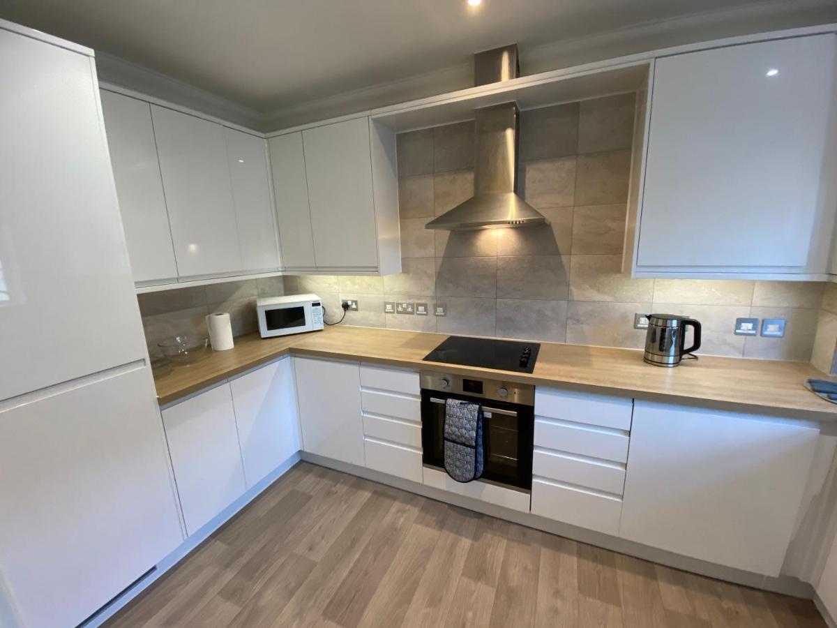 Bournemouth Beachfront Retreat 3 Bedroom 3 Bathroom Seaside B&B With Free Parking Εξωτερικό φωτογραφία