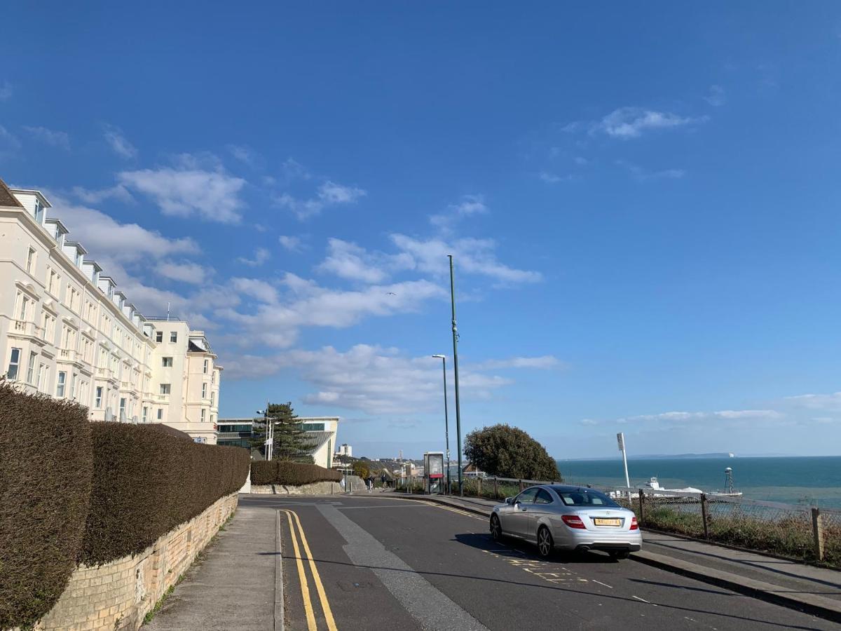 Bournemouth Beachfront Retreat 3 Bedroom 3 Bathroom Seaside B&B With Free Parking Εξωτερικό φωτογραφία