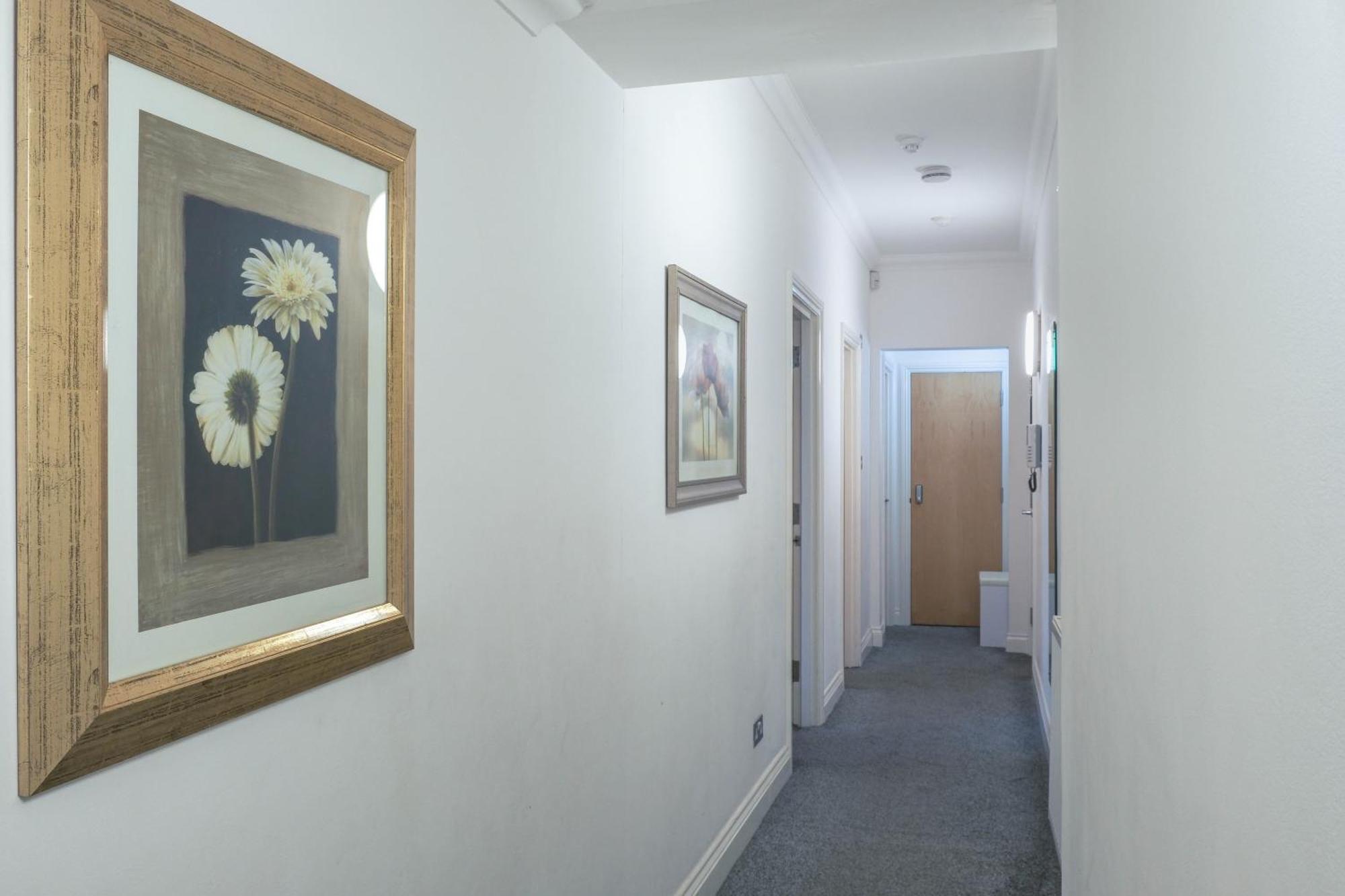 Bournemouth Beachfront Retreat 3 Bedroom 3 Bathroom Seaside B&B With Free Parking Εξωτερικό φωτογραφία